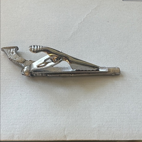 Vintage Silver Revolver Tie Tack Tie Bar Clip - Picture 6 of 6